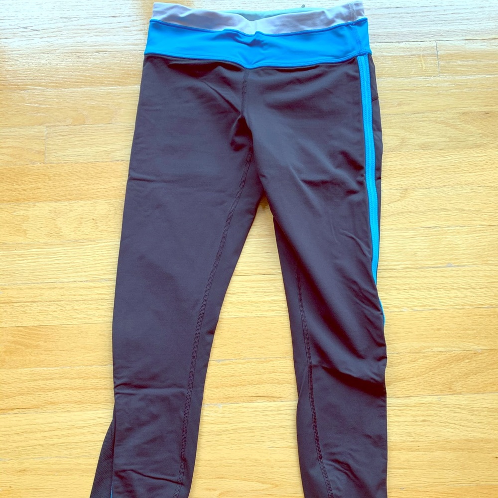 Lululemon run: pace tight